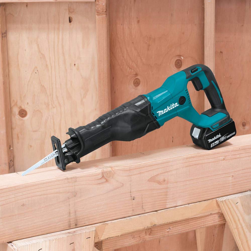 18V Lithium-Ion Cordless Recipro Saw Kit Z693061
